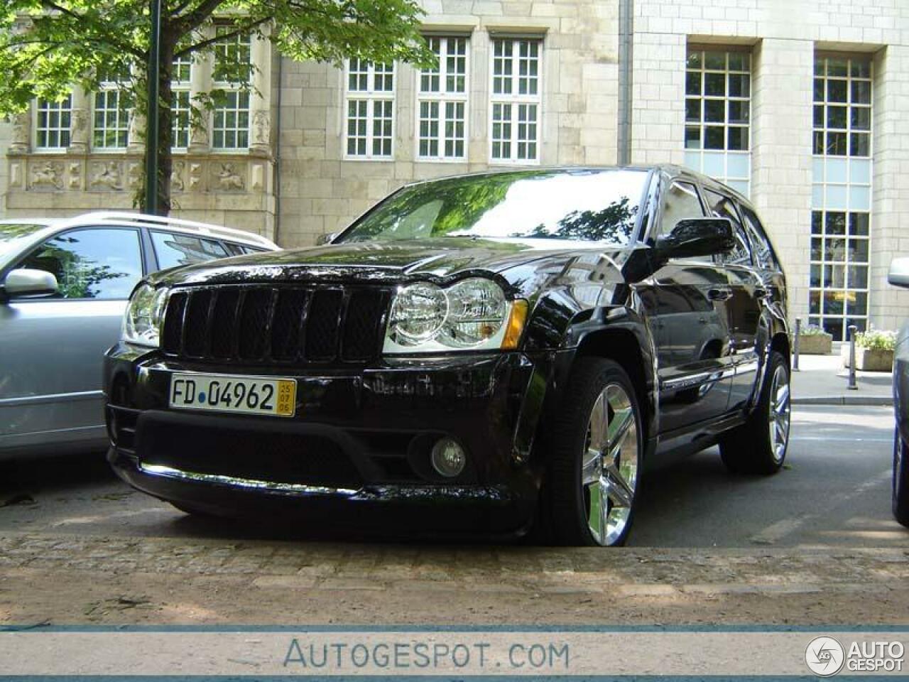 Jeep Grand Cherokee SRT-8 2005