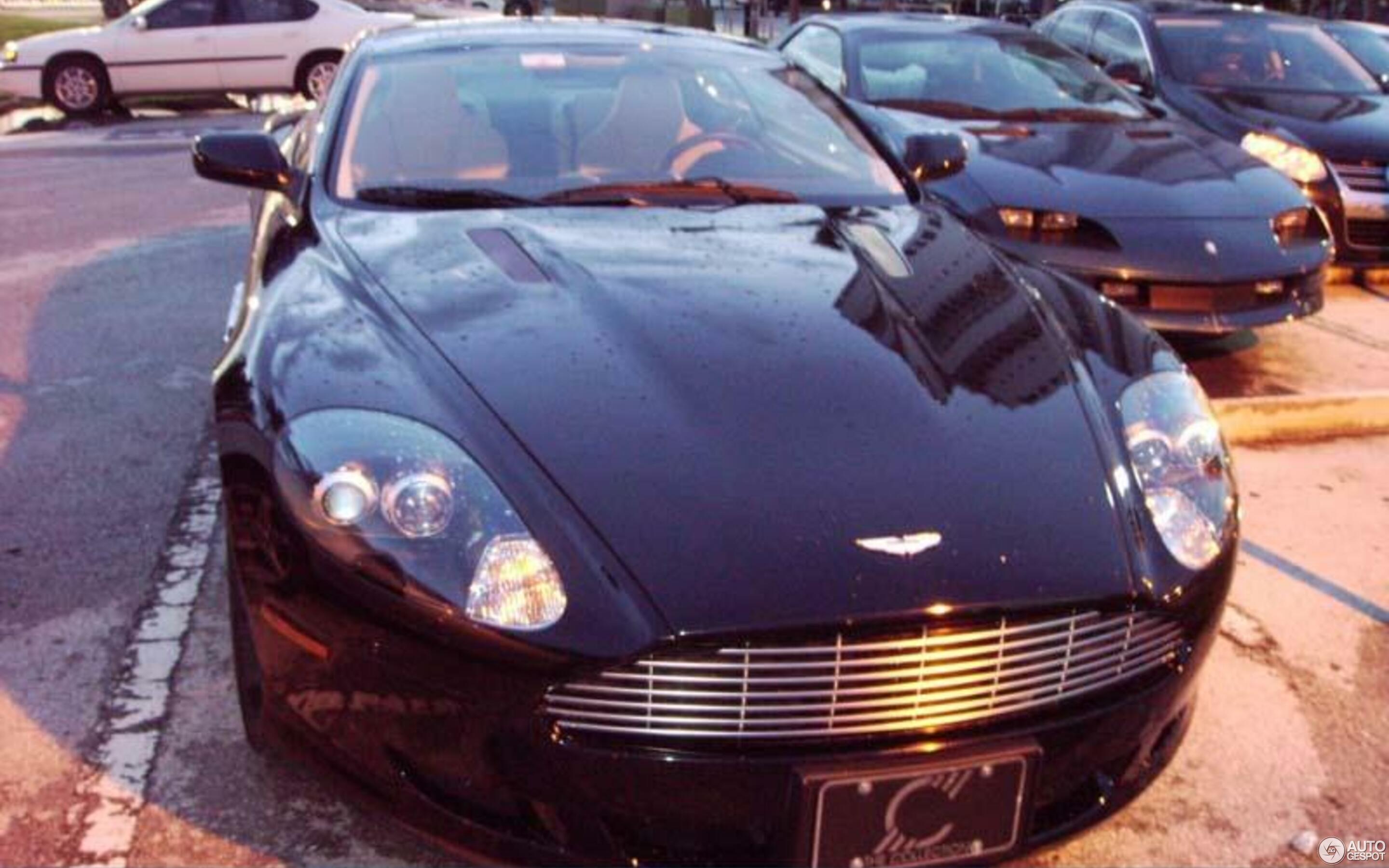 Aston Martin DB9