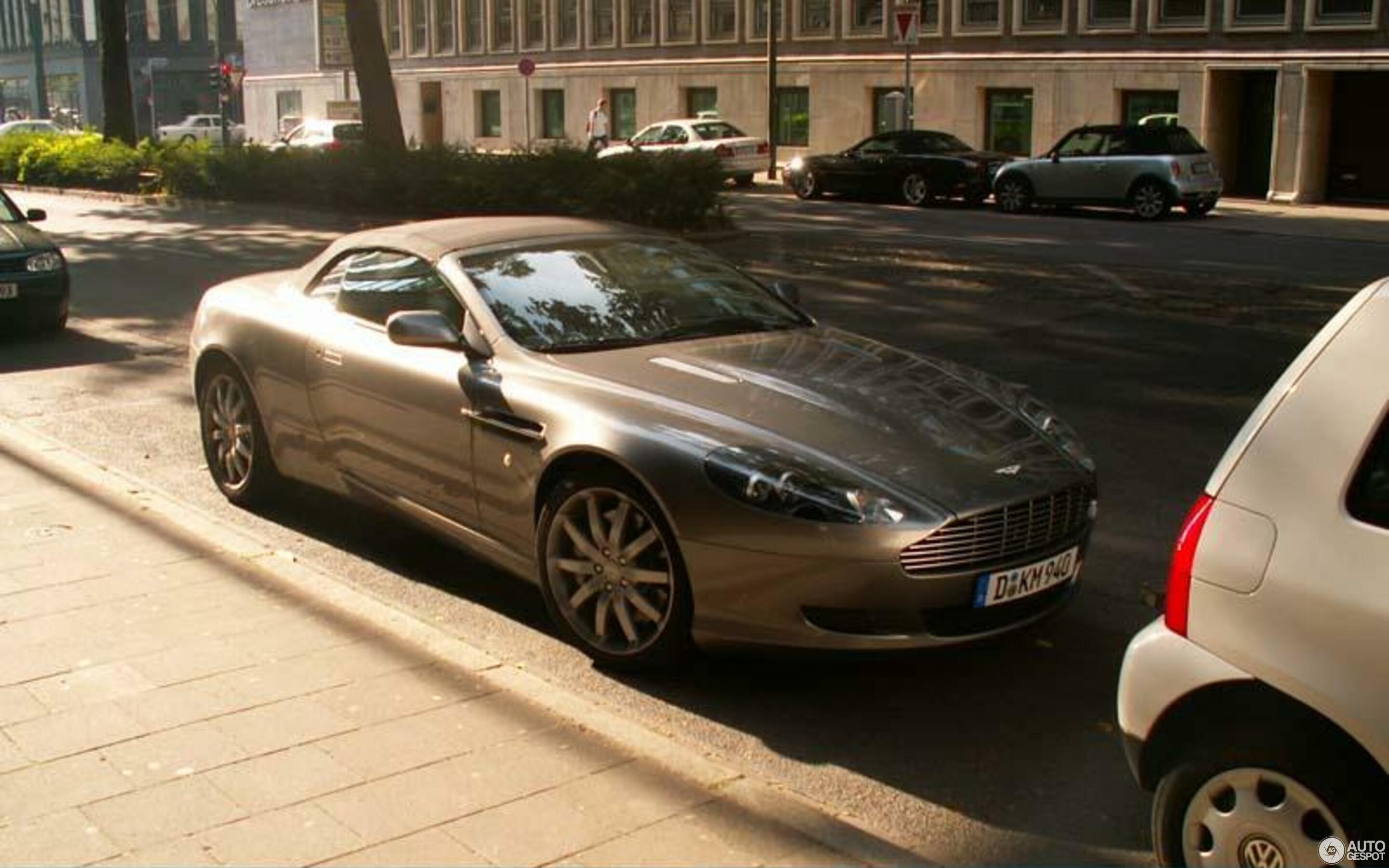 Aston Martin DB9 Volante