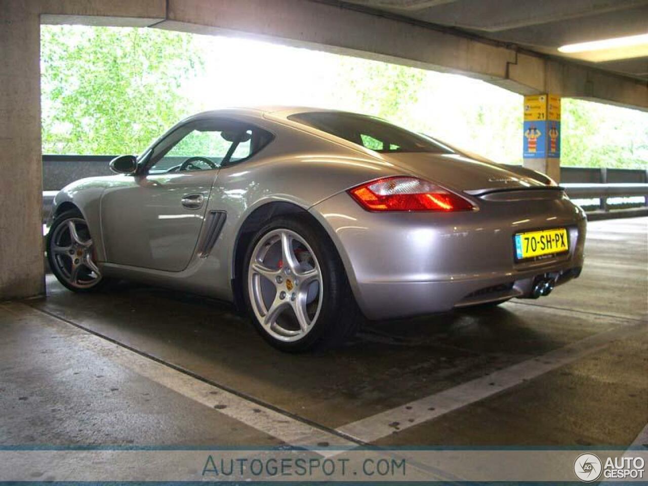 Porsche 987 Cayman S