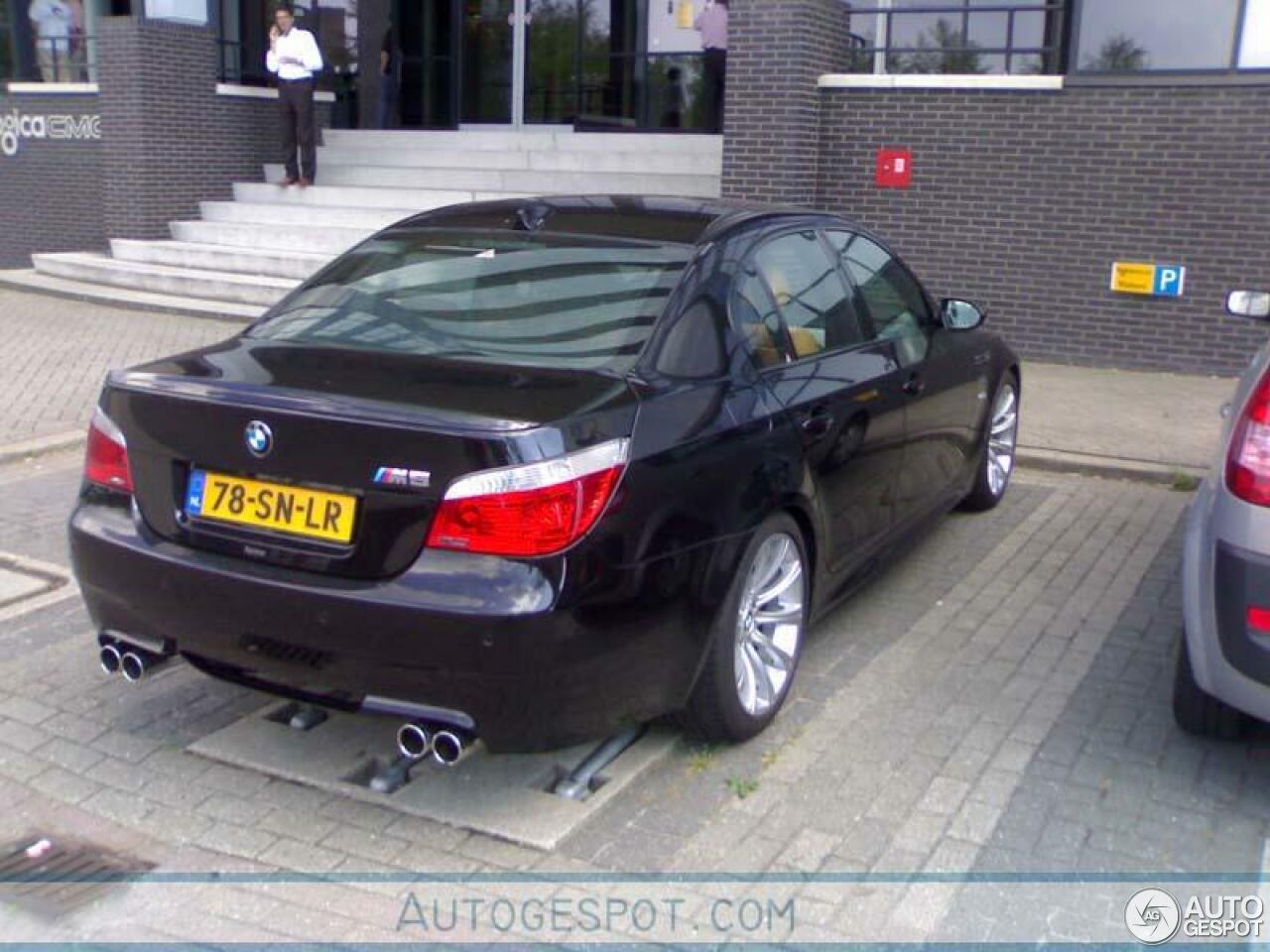 BMW M5 E60 2005