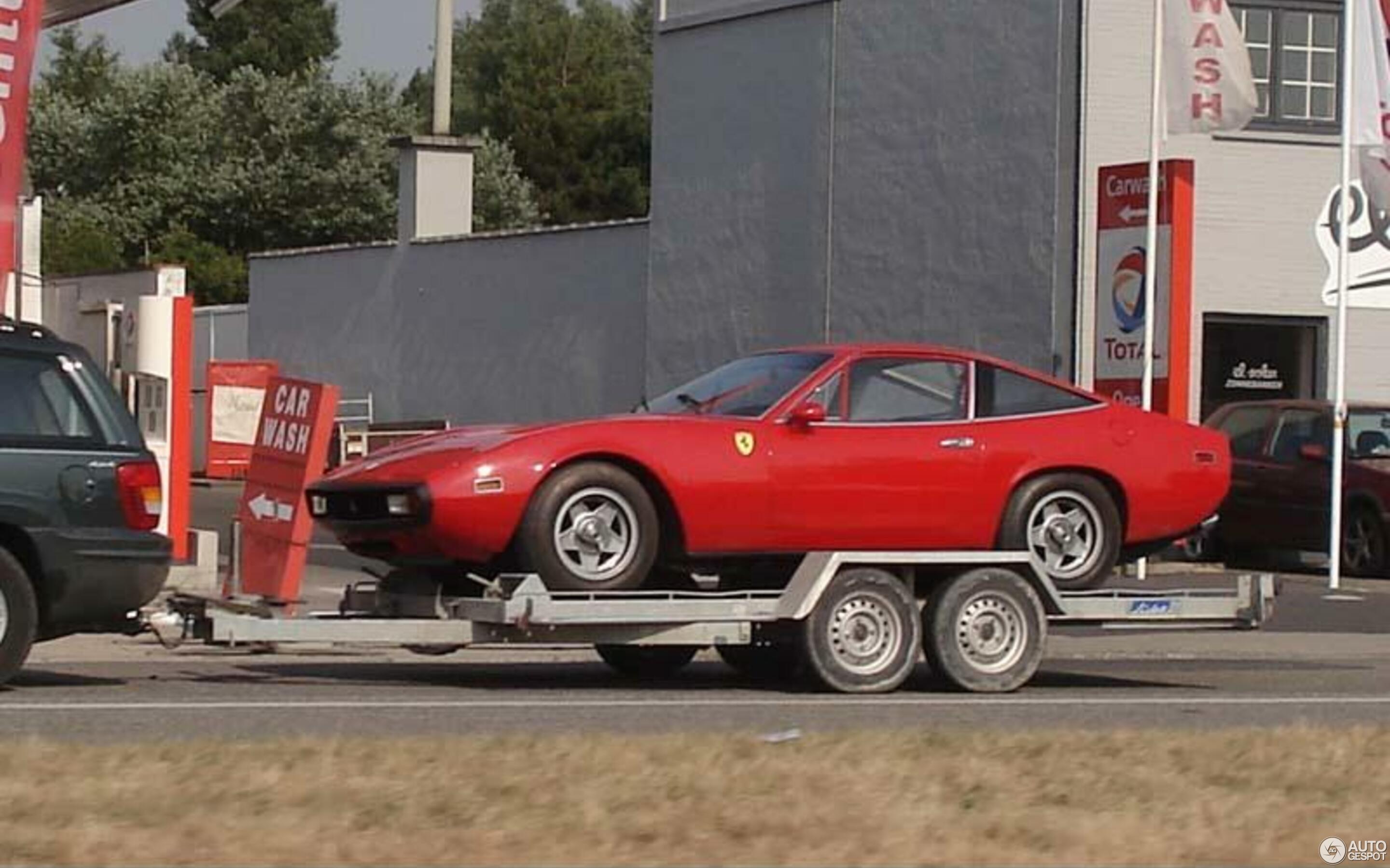 Ferrari 365 GTC/4