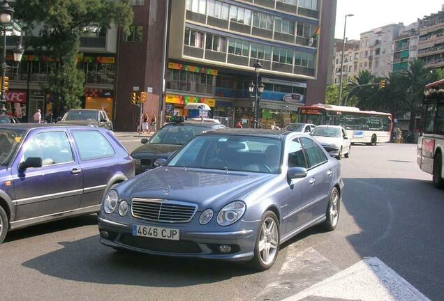 Mercedes-Benz E 55 AMG