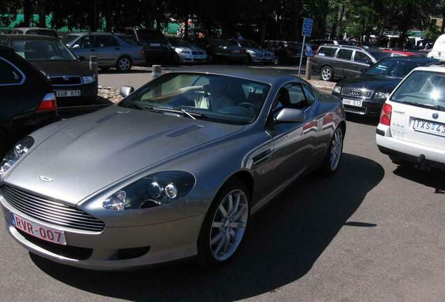 Aston Martin DB9