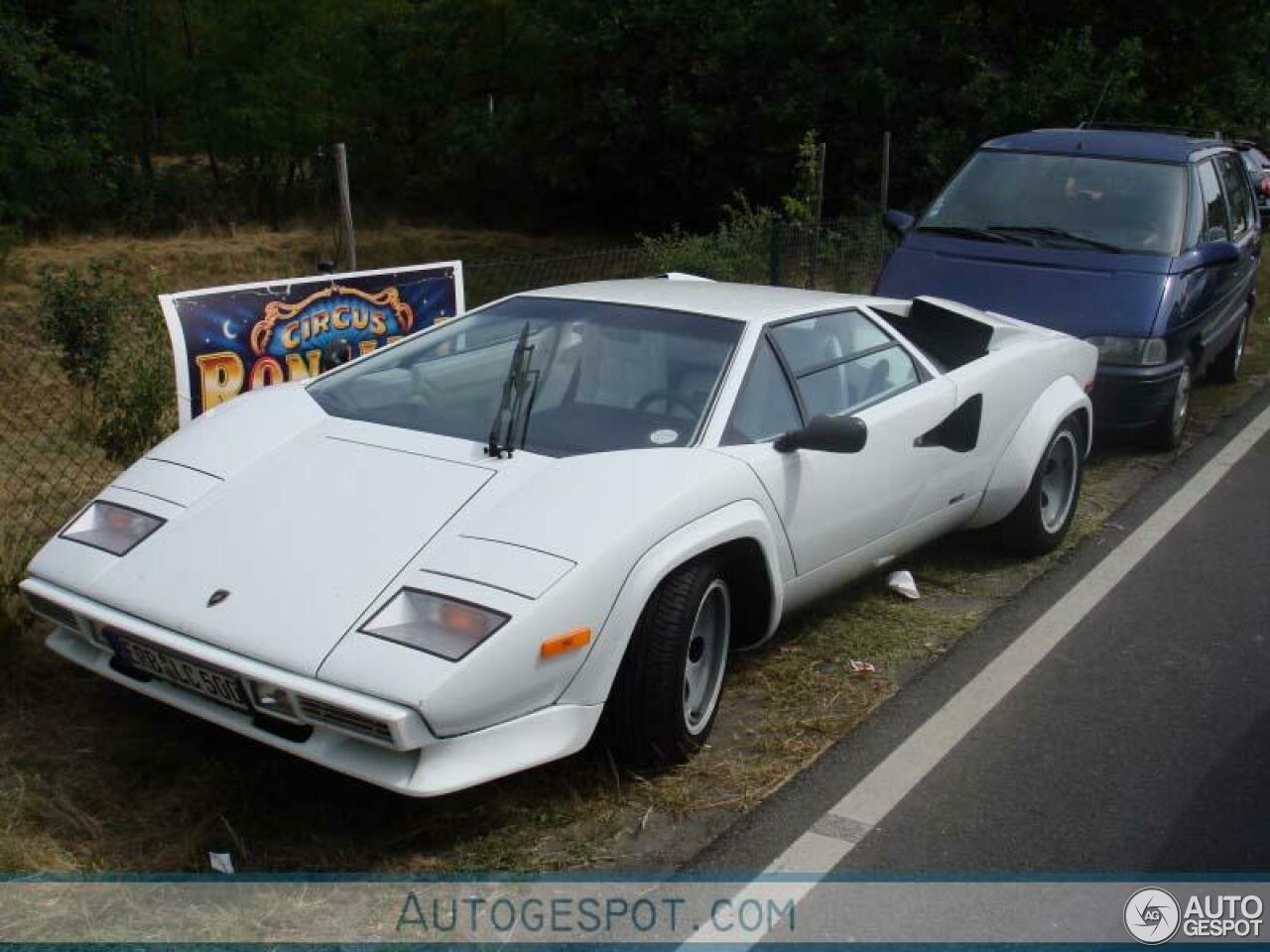 Lamborghini Countach LP500 S