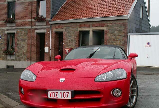 Dodge Viper SRT-10 Roadster 2003