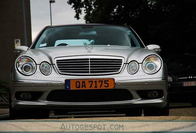 Mercedes-Benz E 55 AMG