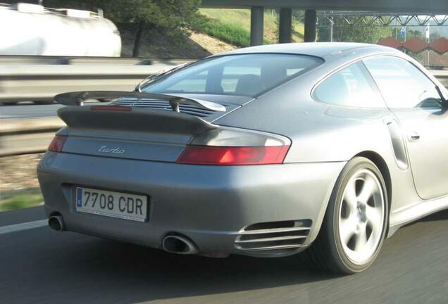 Porsche 996 Turbo