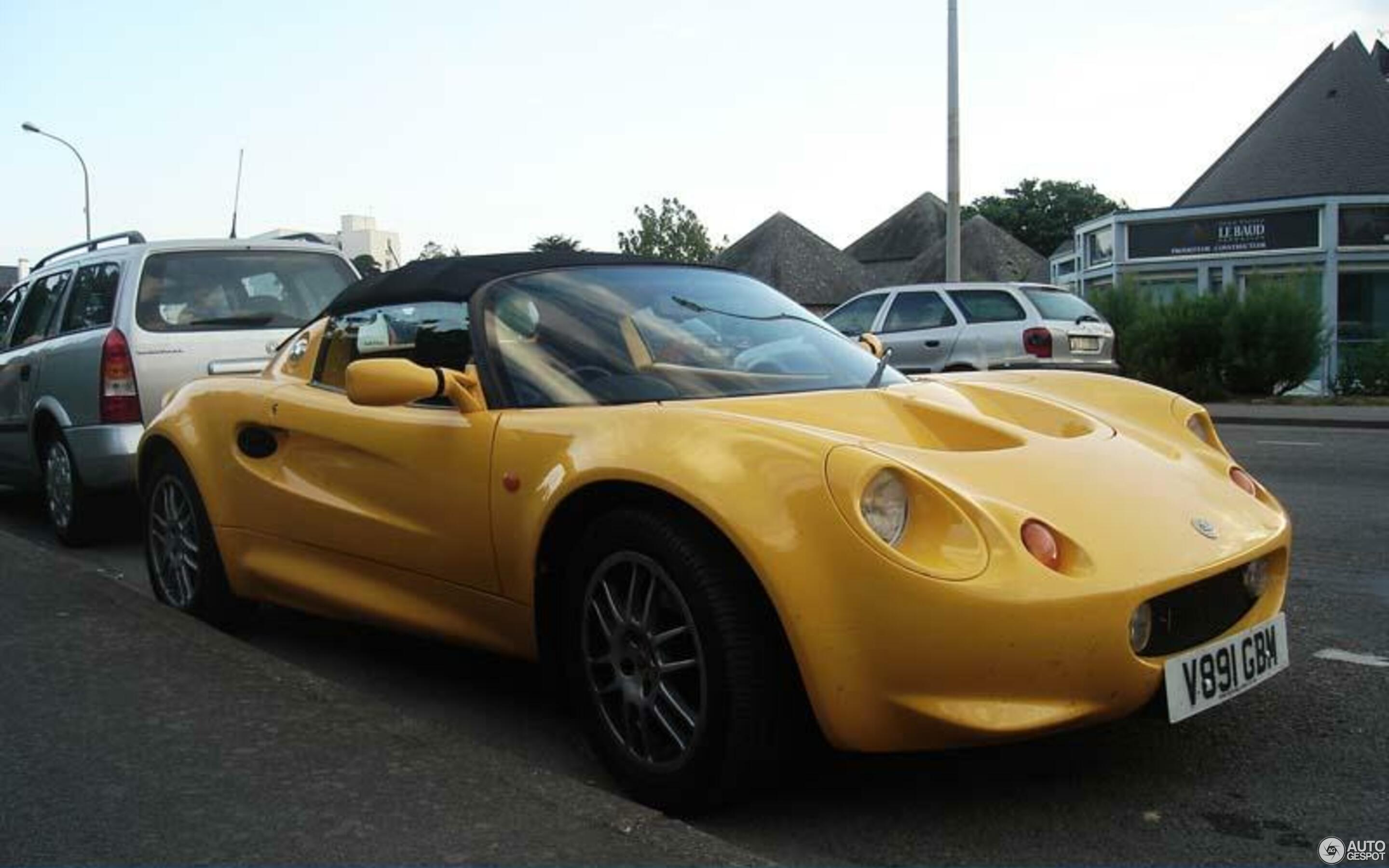 Lotus Elise S1