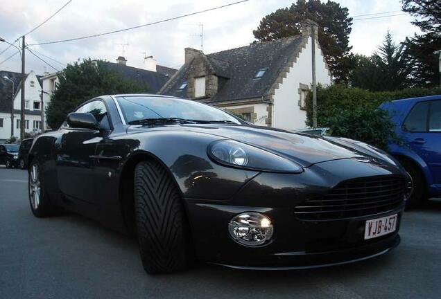 Aston Martin Vanquish S