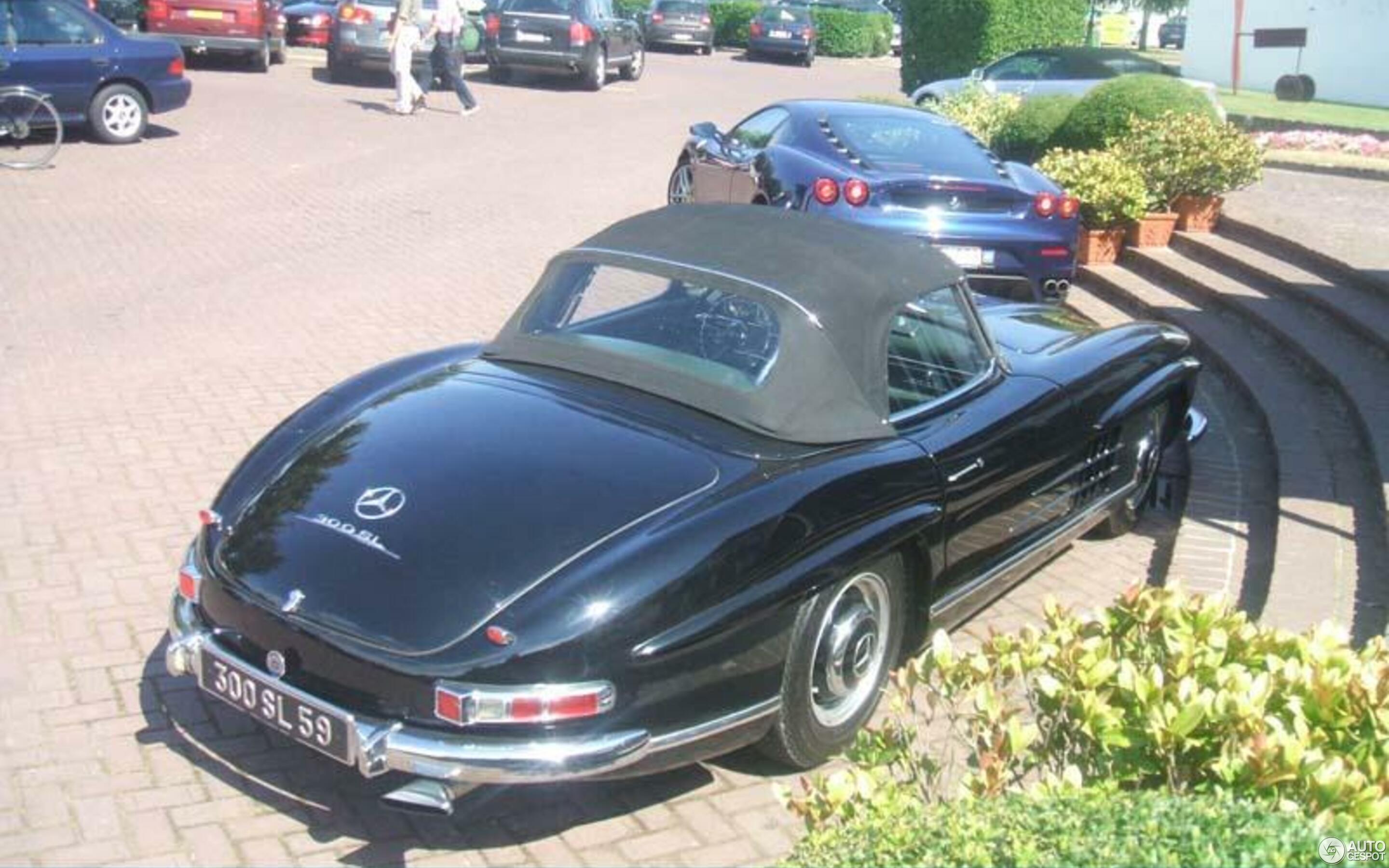 Mercedes-Benz 300SL Roadster