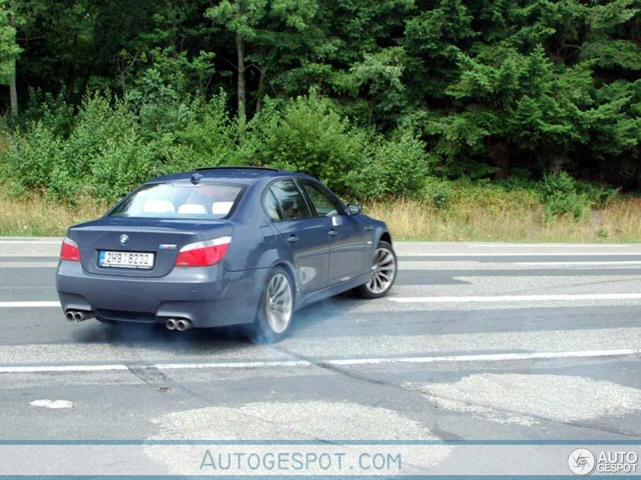 BMW M5 E60 2005