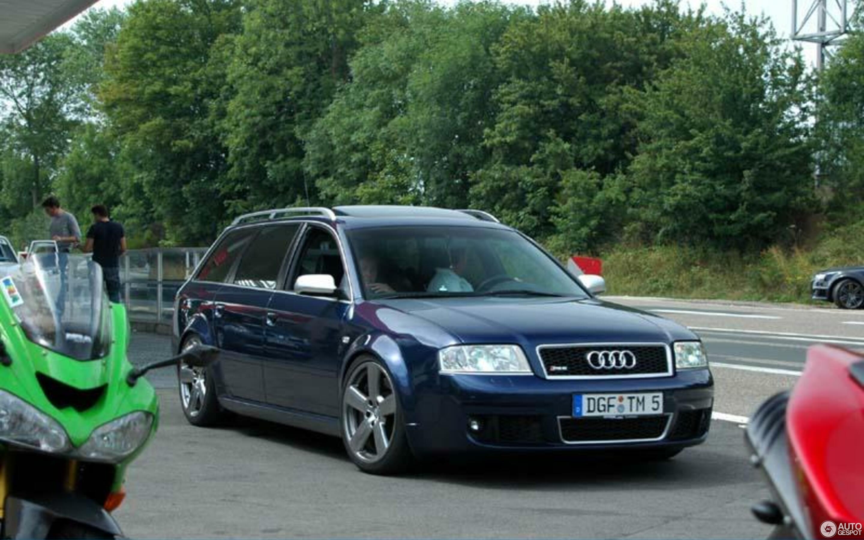 Audi RS6 Avant C5