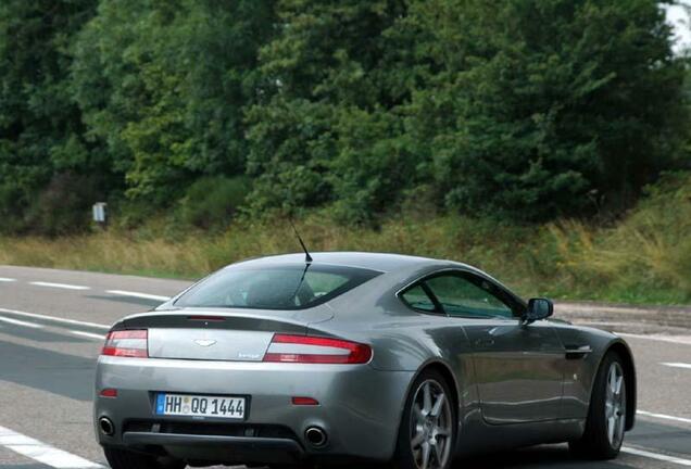 Aston Martin V8 Vantage