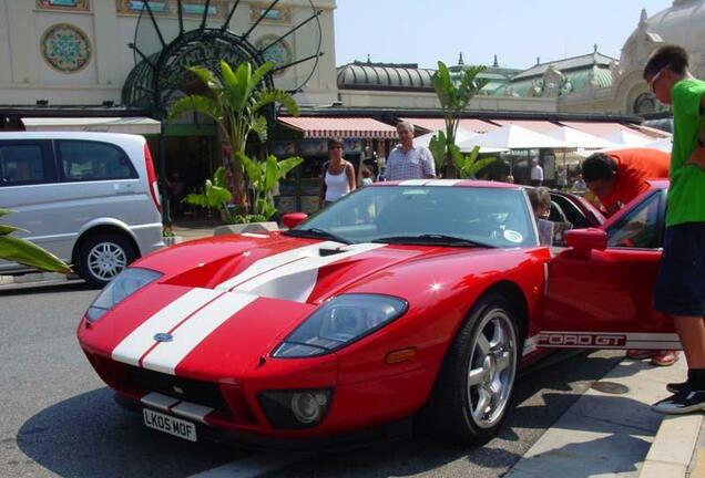 Ford GT