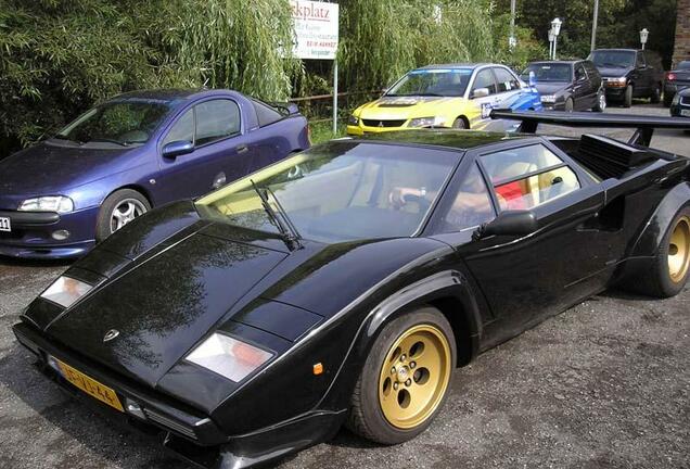 Lamborghini Countach LP5000 S