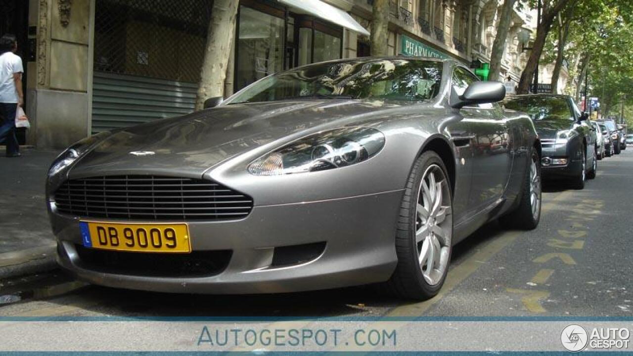 Aston Martin DB9