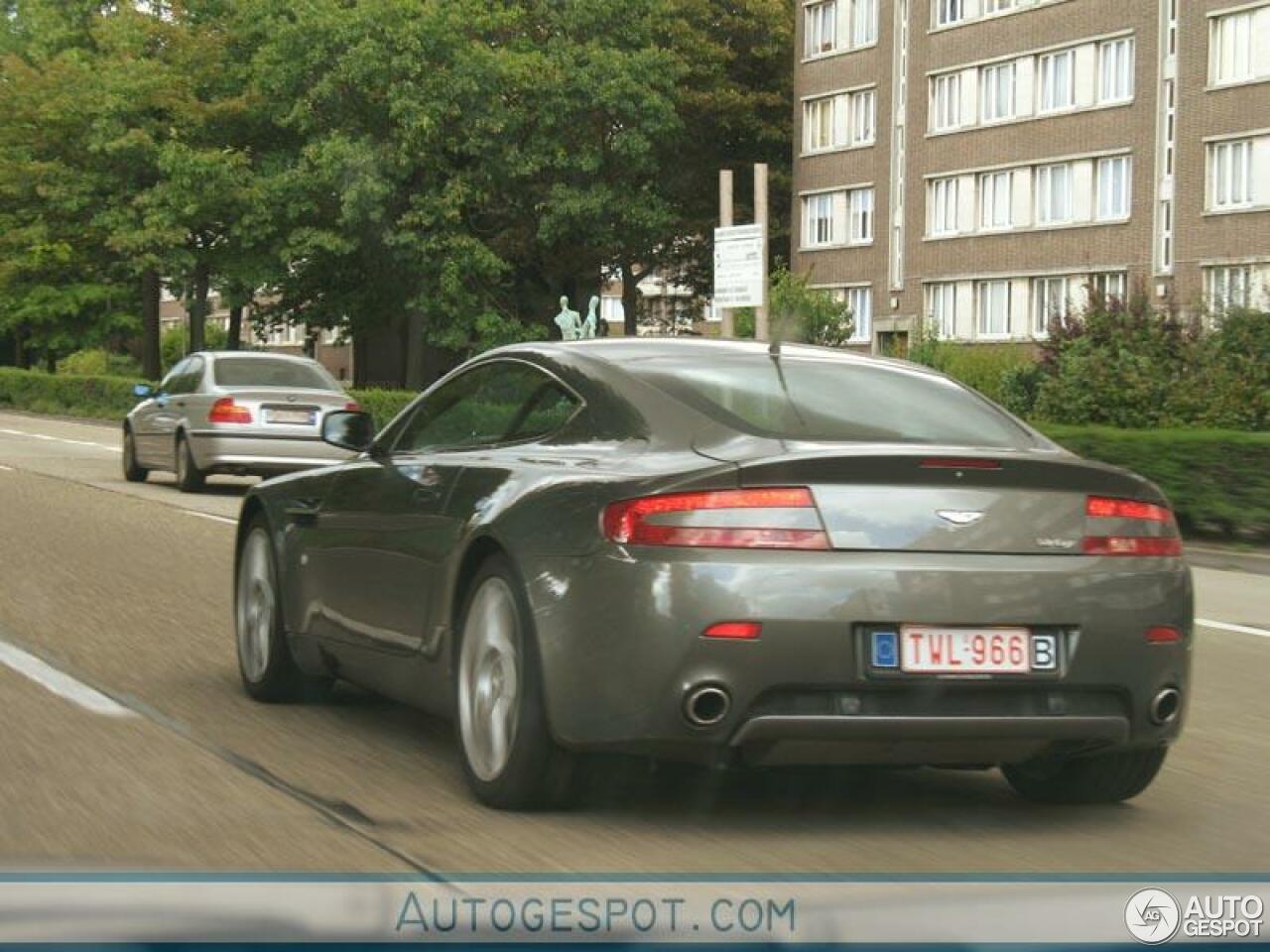 Aston Martin V8 Vantage