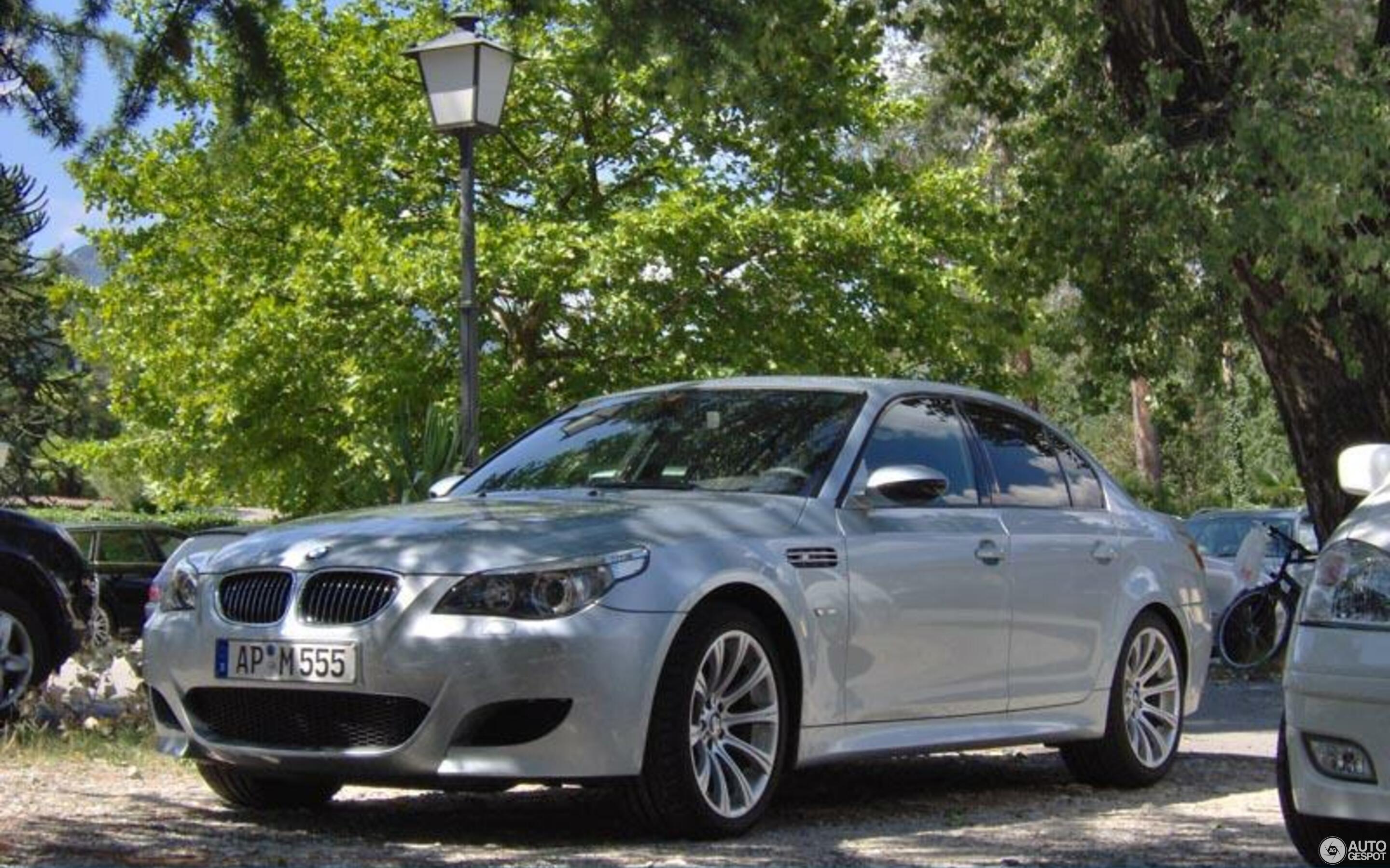 BMW M5 E60 2005