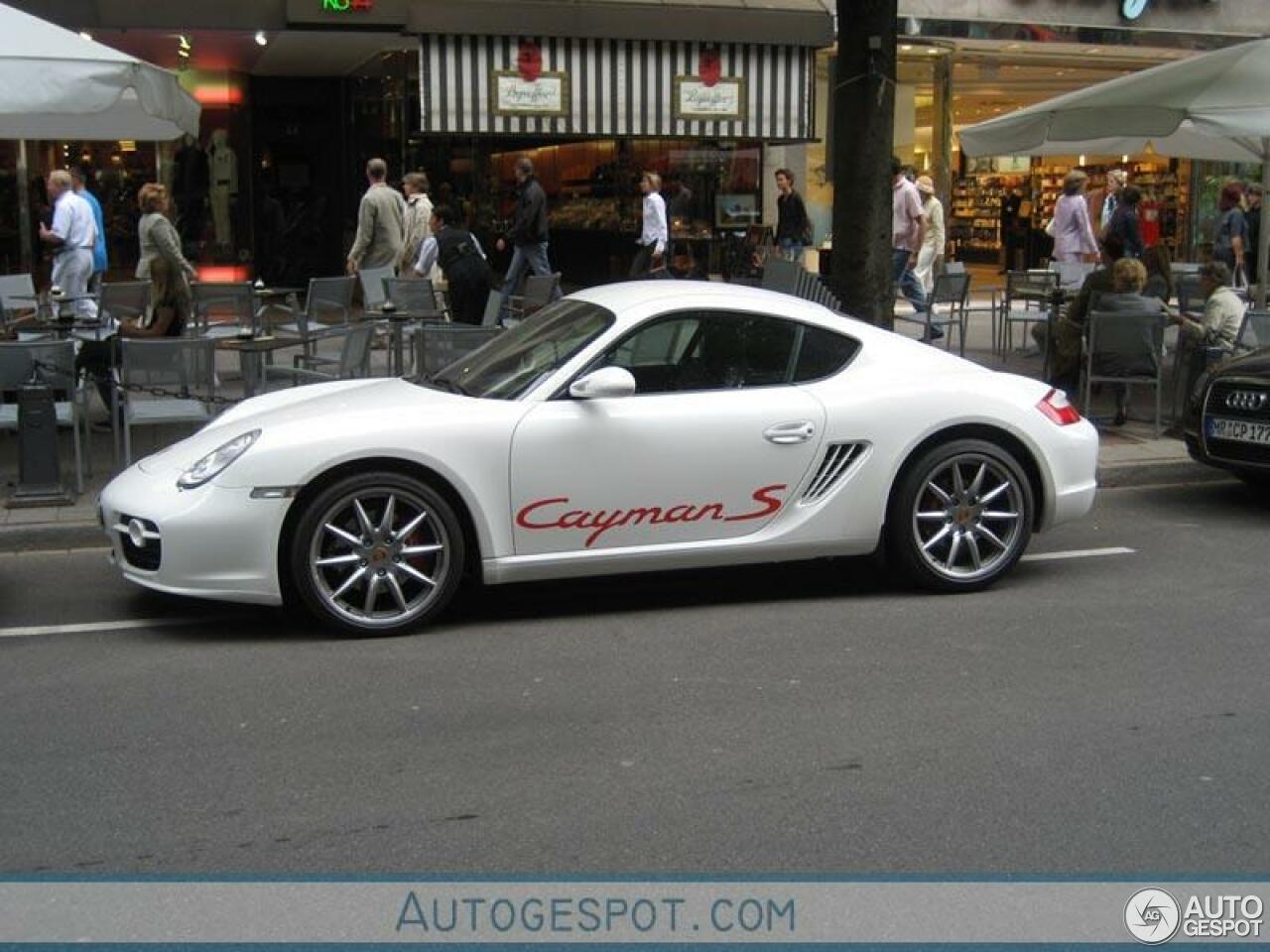 Porsche 987 Cayman S