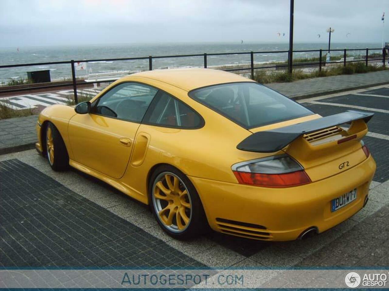 Porsche 996 GT2