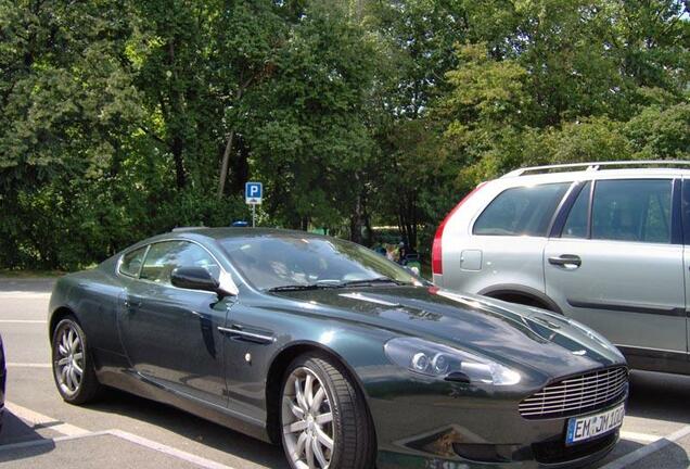 Aston Martin DB9