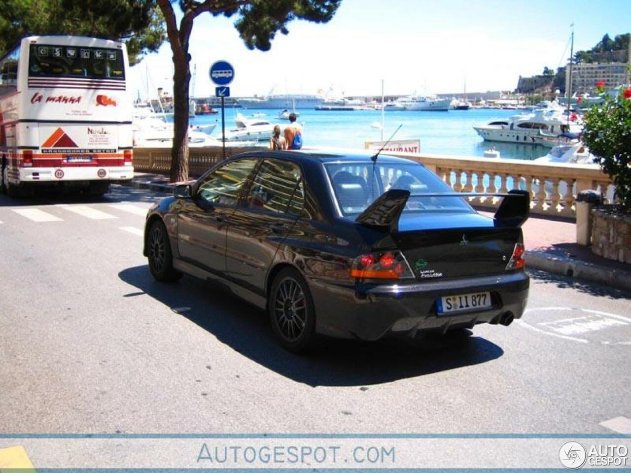 Mitsubishi Lancer Evolution IX