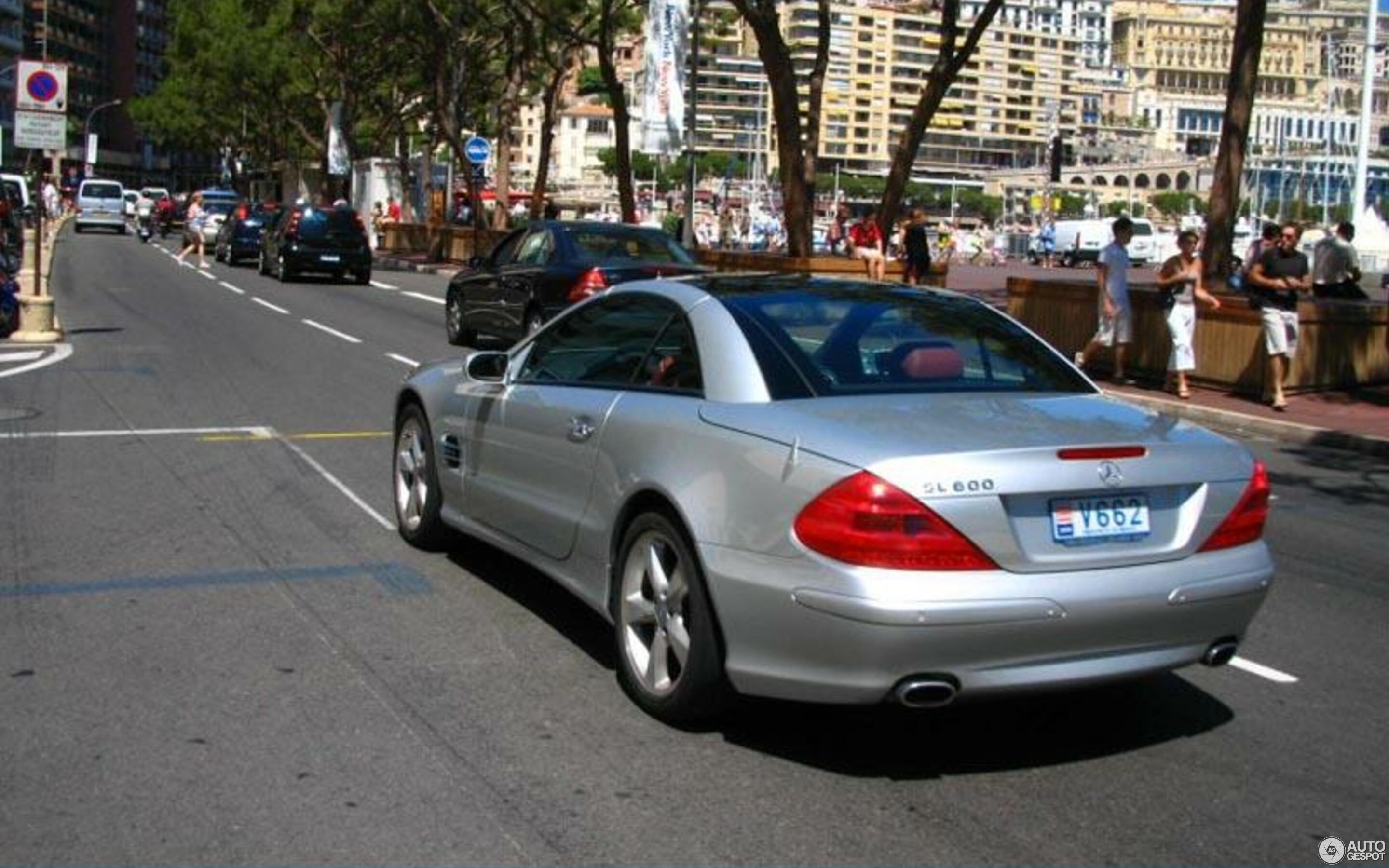 Mercedes-Benz SL 600 R230