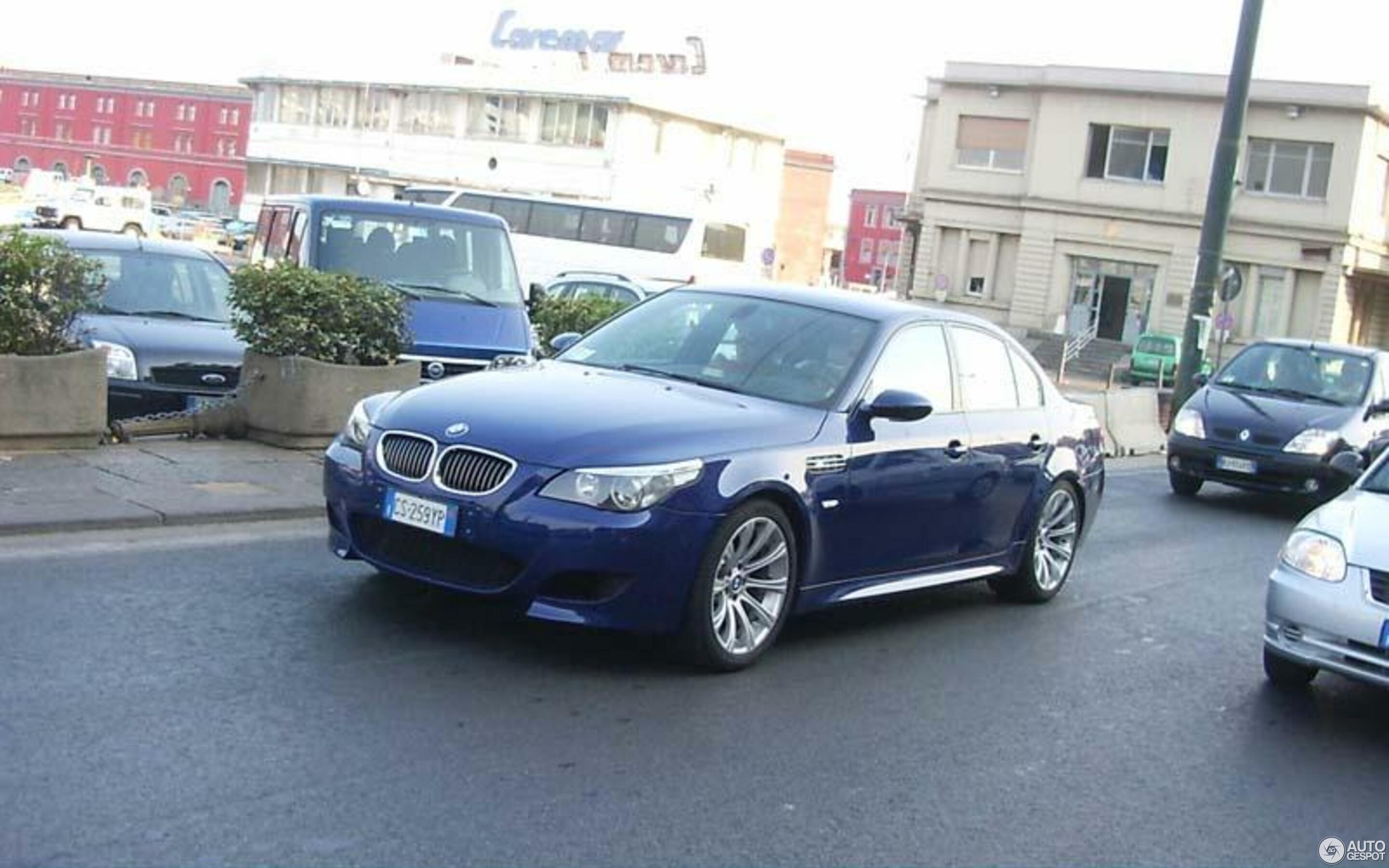 BMW M5 E60 2005