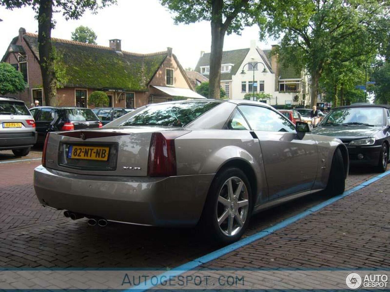 Cadillac XLR