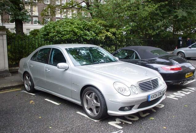 Mercedes-Benz E 55 AMG