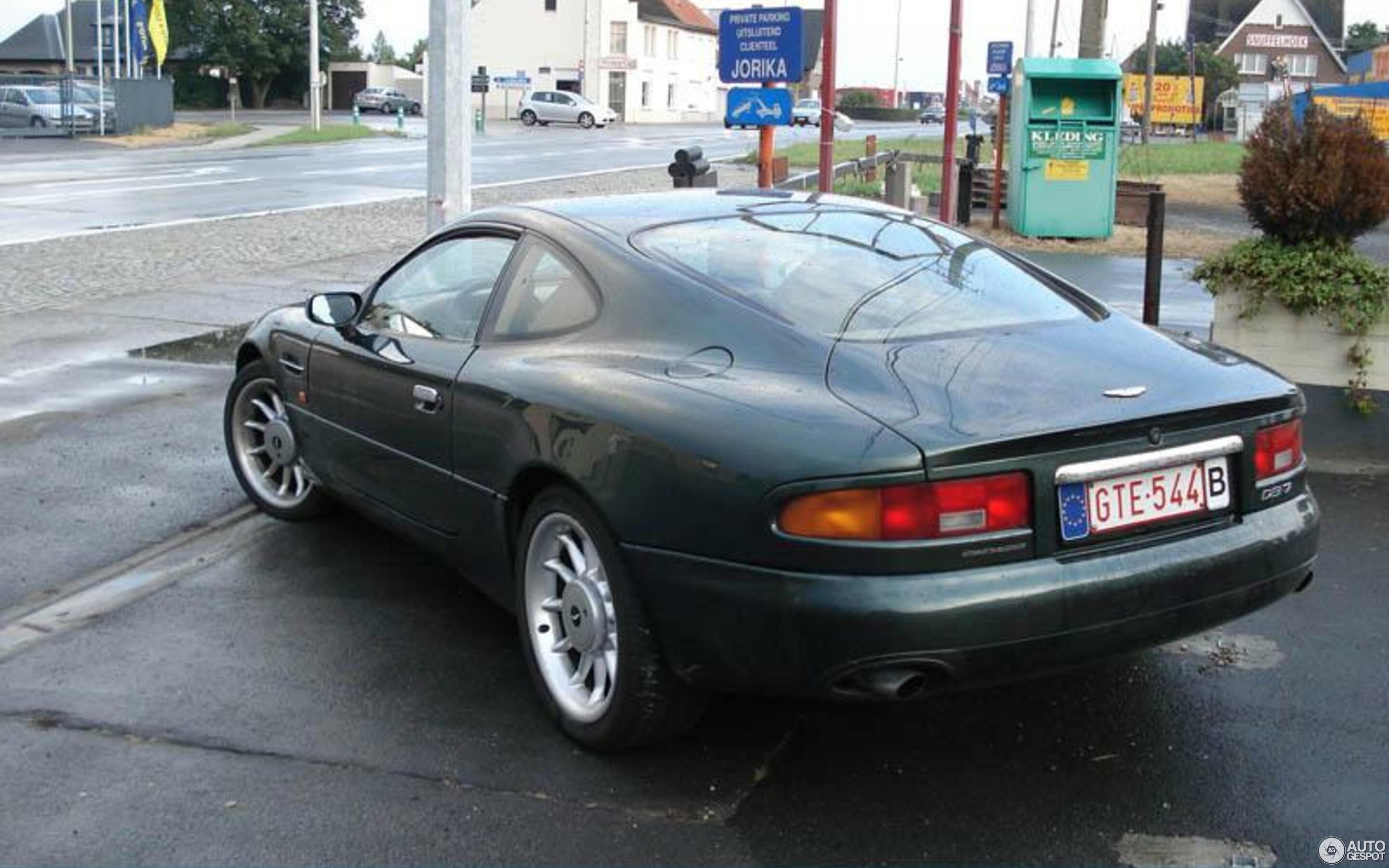 Aston Martin DB7