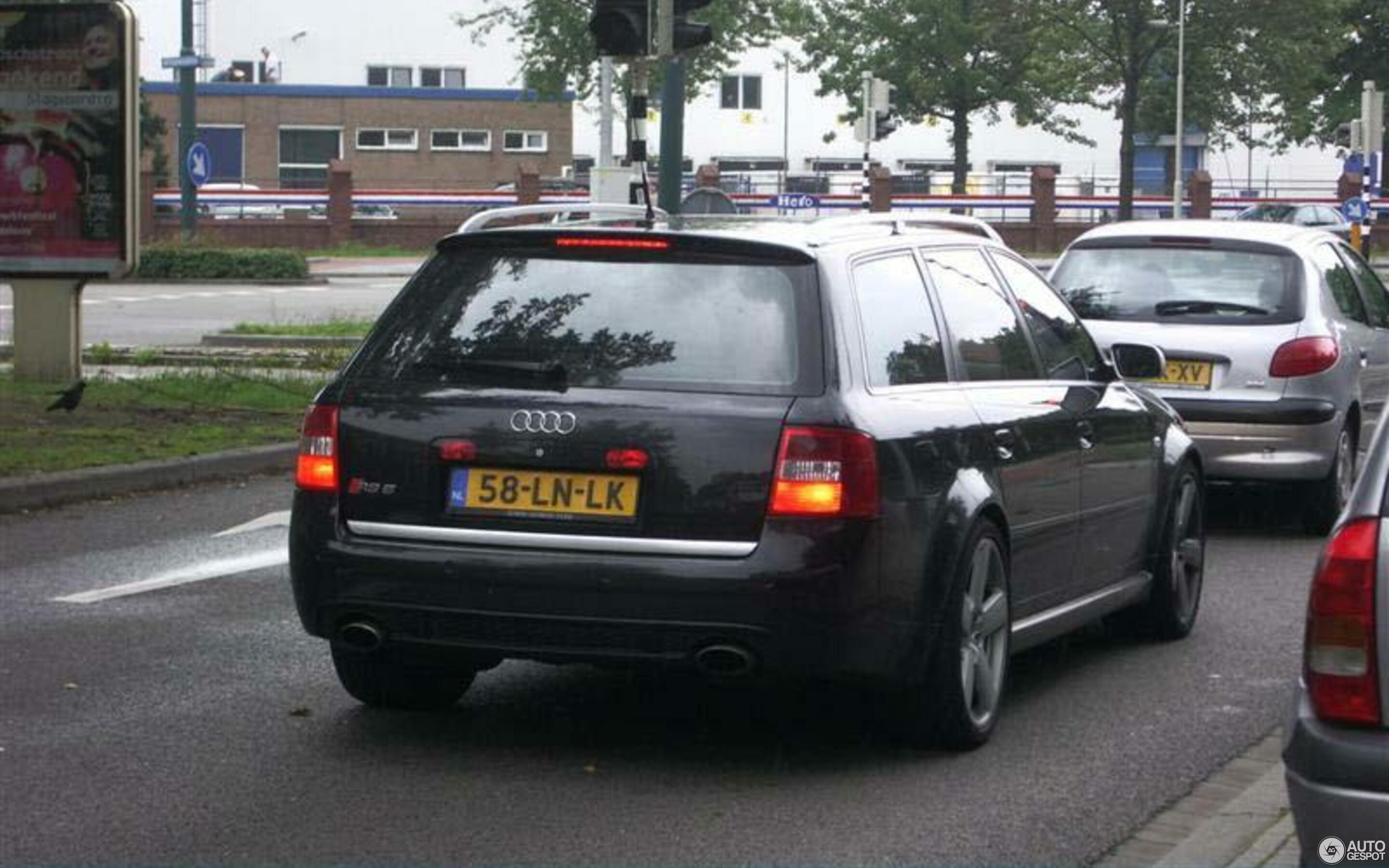 Audi RS6 Avant C5