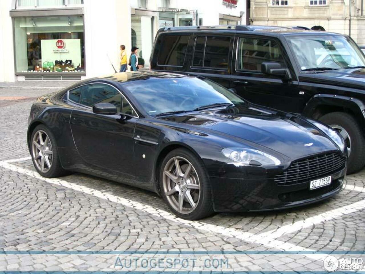 Aston Martin V8 Vantage