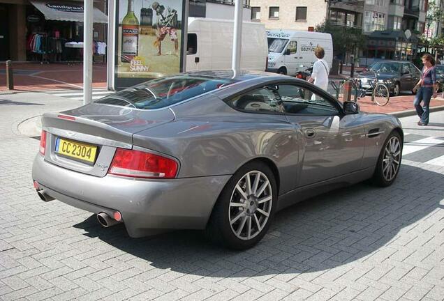 Aston Martin Vanquish S