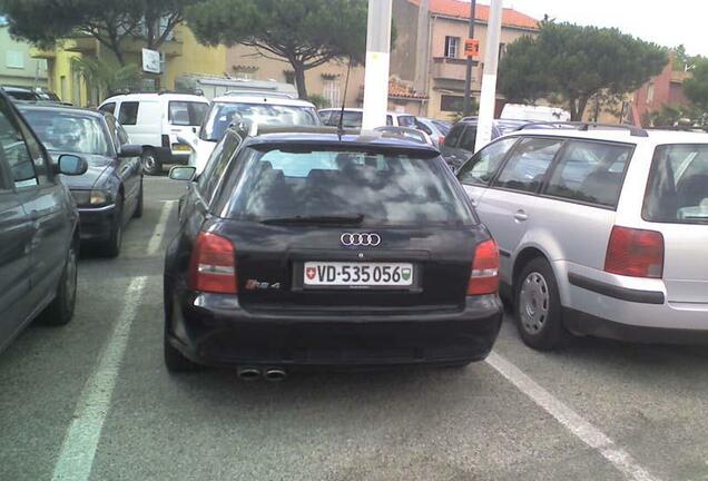 Audi RS4 Avant B5