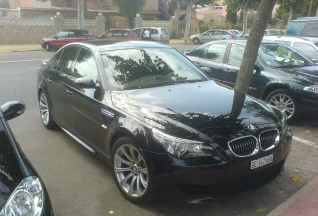 BMW M5 E60 2005