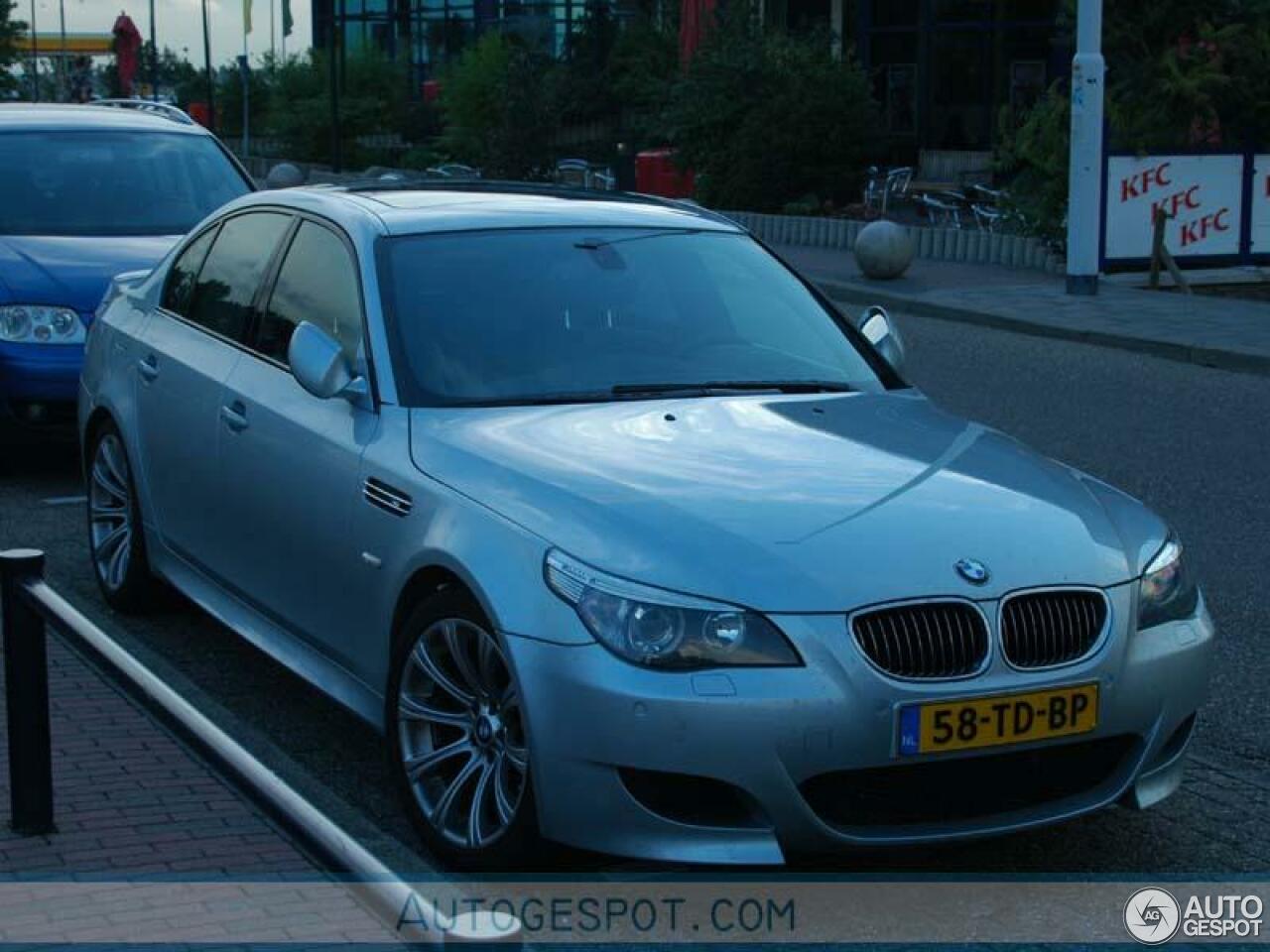 BMW M5 E60 2005