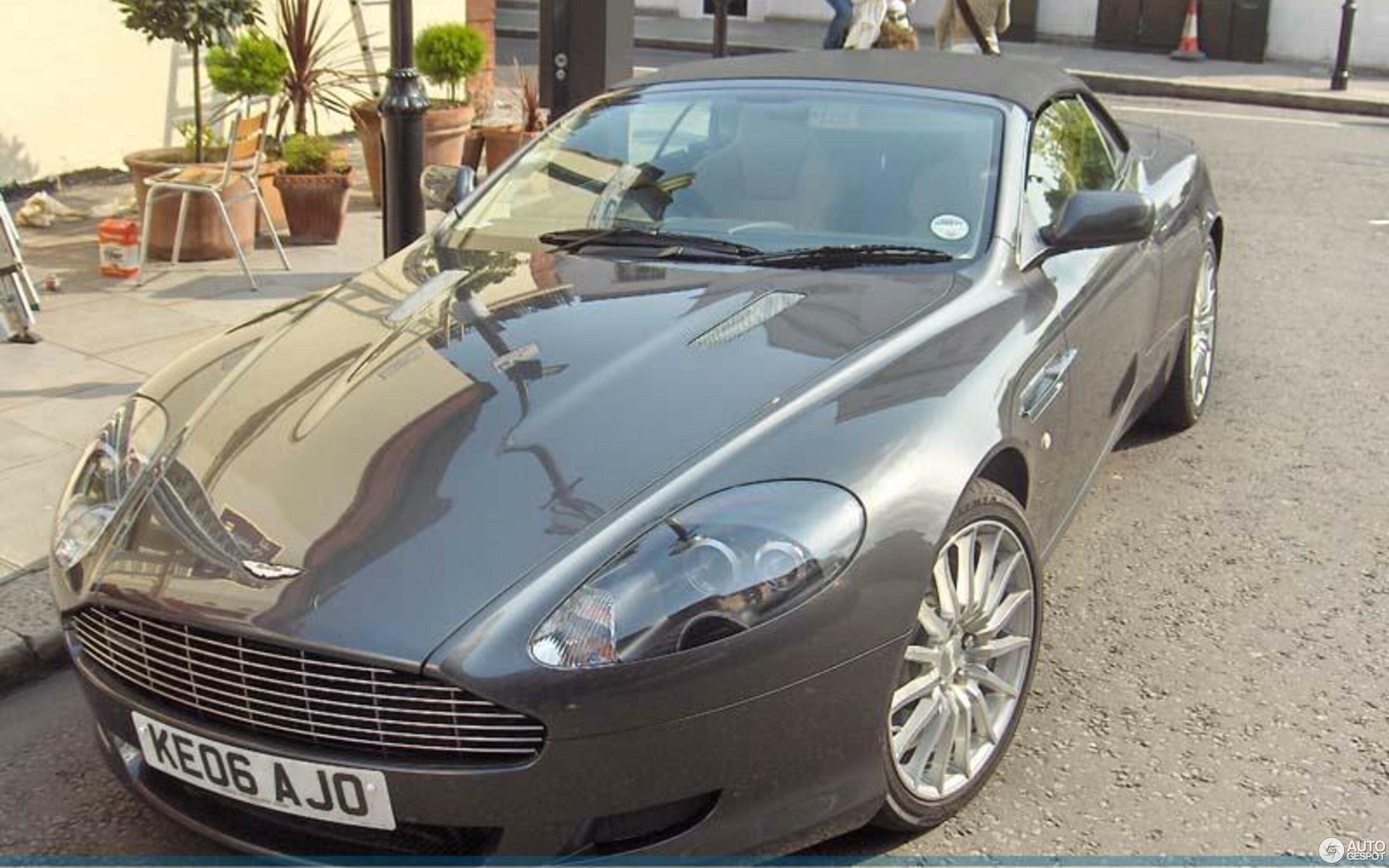 Aston Martin DB9 Volante