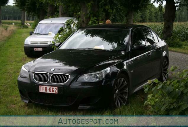 BMW M5 E60 2005