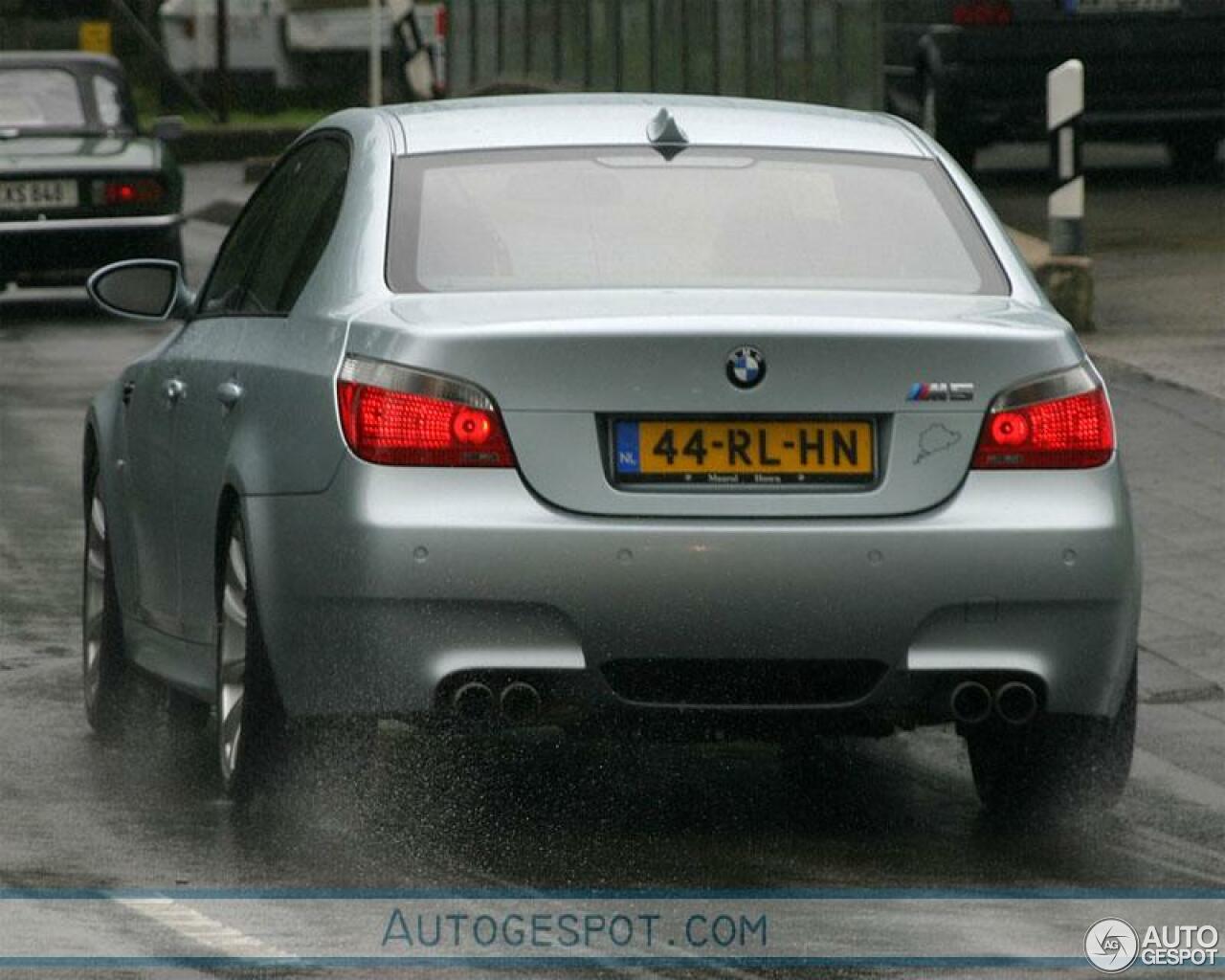 BMW M5 E60 2005