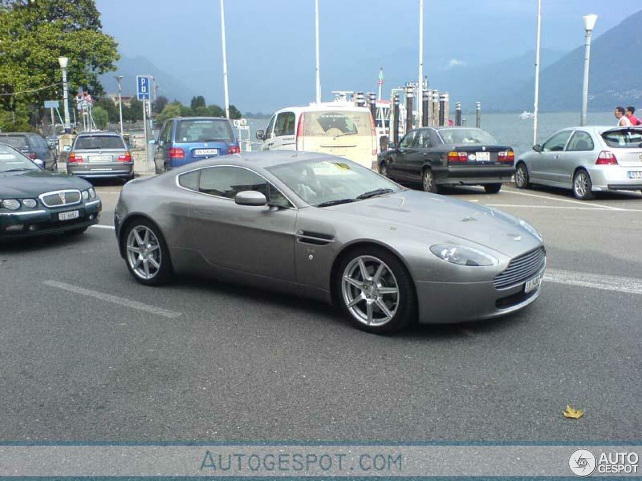 Aston Martin V8 Vantage