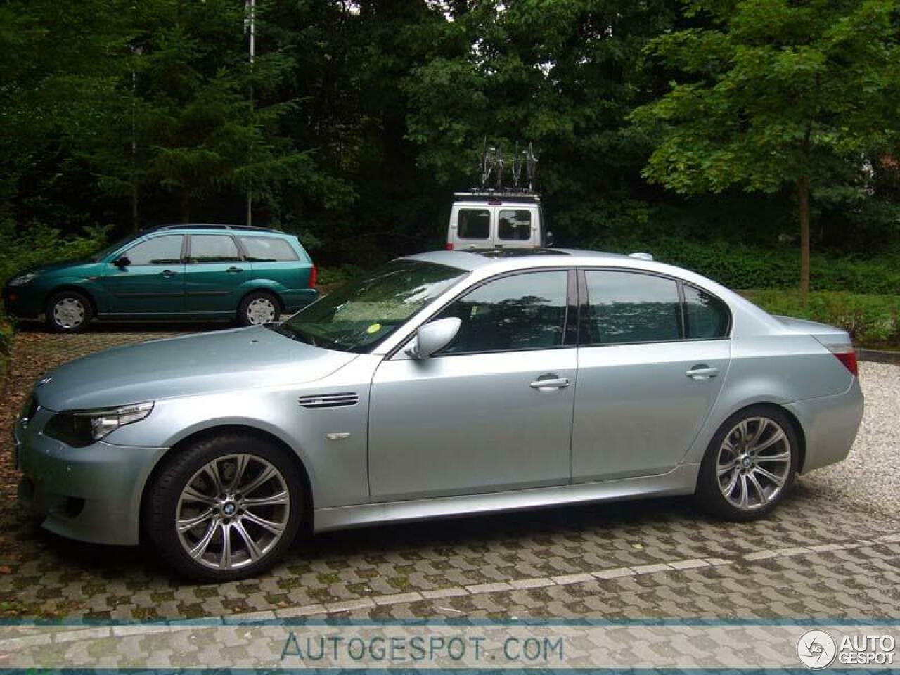 BMW M5 E60 2005