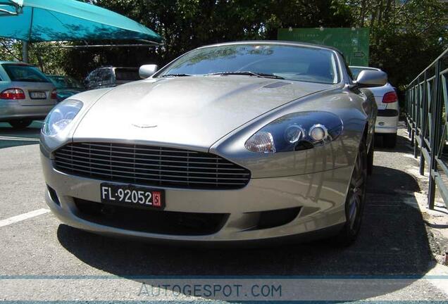 Aston Martin DB9 Volante