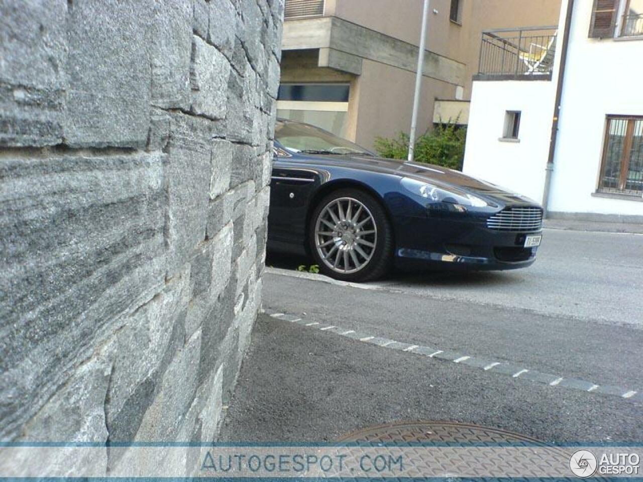 Aston Martin DB9 Volante