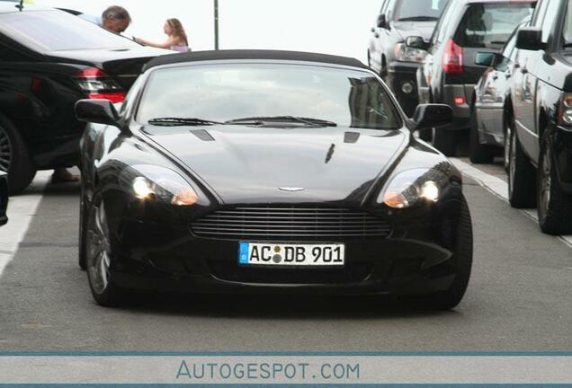 Aston Martin DB9 Volante