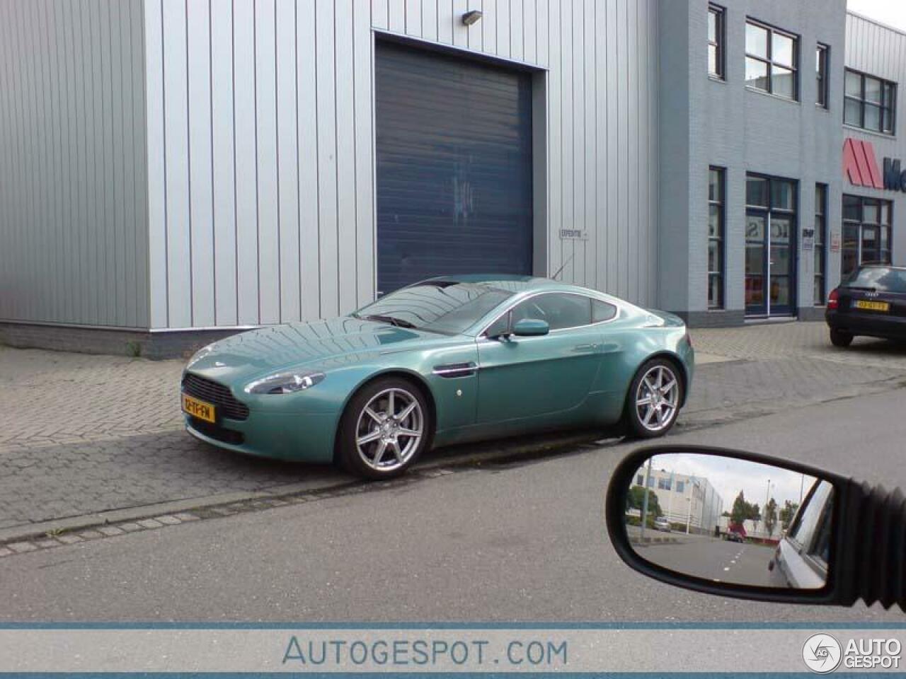 Aston Martin V8 Vantage