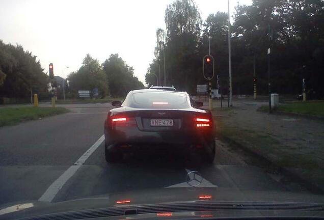 Aston Martin DB9