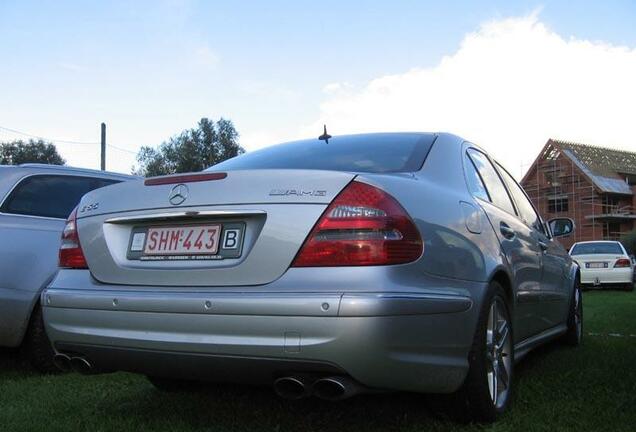 Mercedes-Benz E 55 AMG