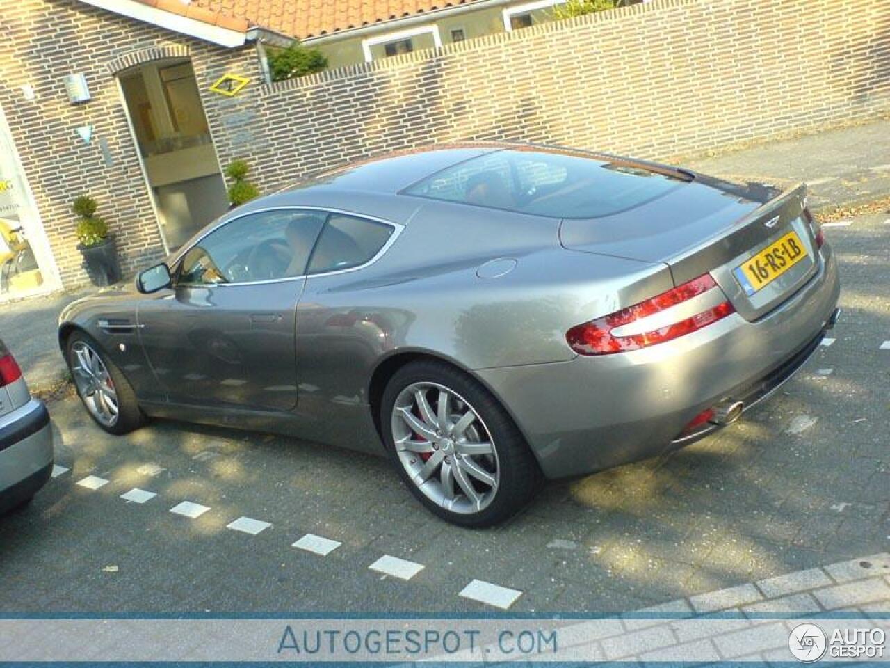 Aston Martin DB9